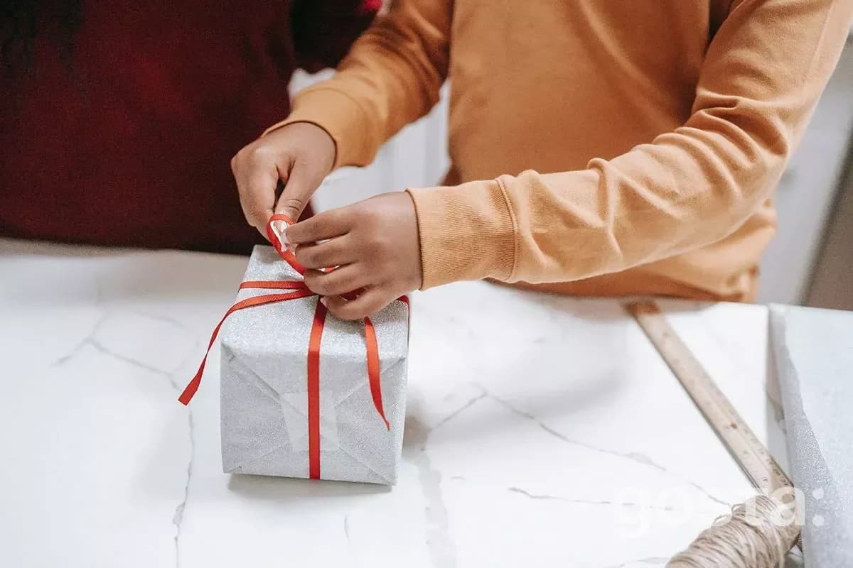 How to choose a thoughtful gift?