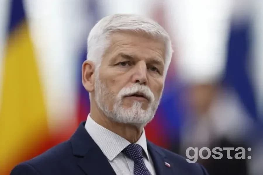 Чеський президент: НАТО не готове до сучасних бойових дій