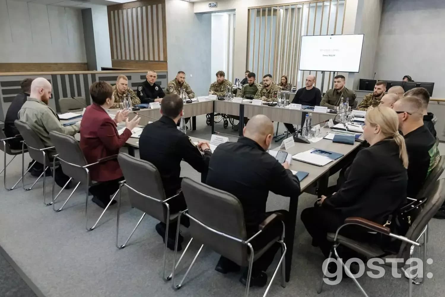 Круглий стіл у Дніпрі з питань реалізації ветеранської політики у закладах вищої освіти МВС України.
