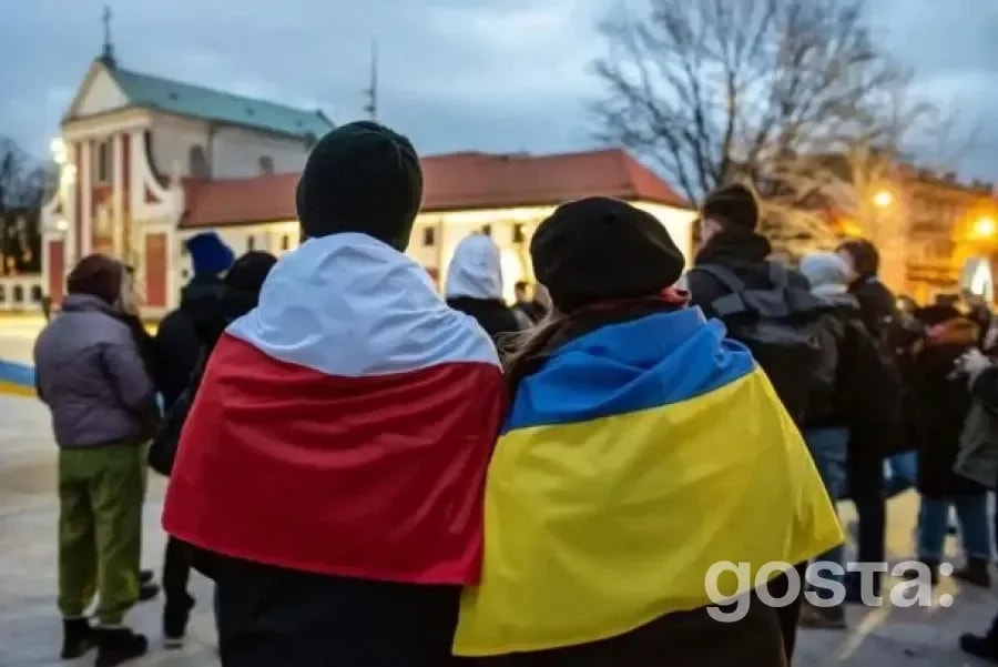 Польща на порозі соціального хаосу: закон про допомогу українцям досі не ухвалено