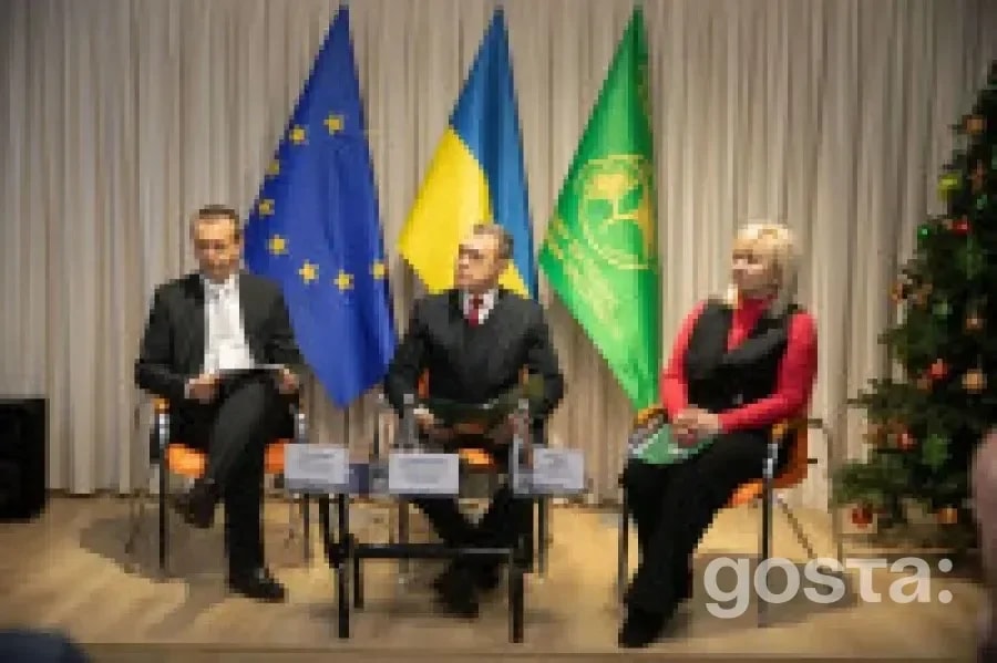 Сумщина тримає науковий фронт: що вирішила Рада Північно-східного наукового центру НАН України у Сумах