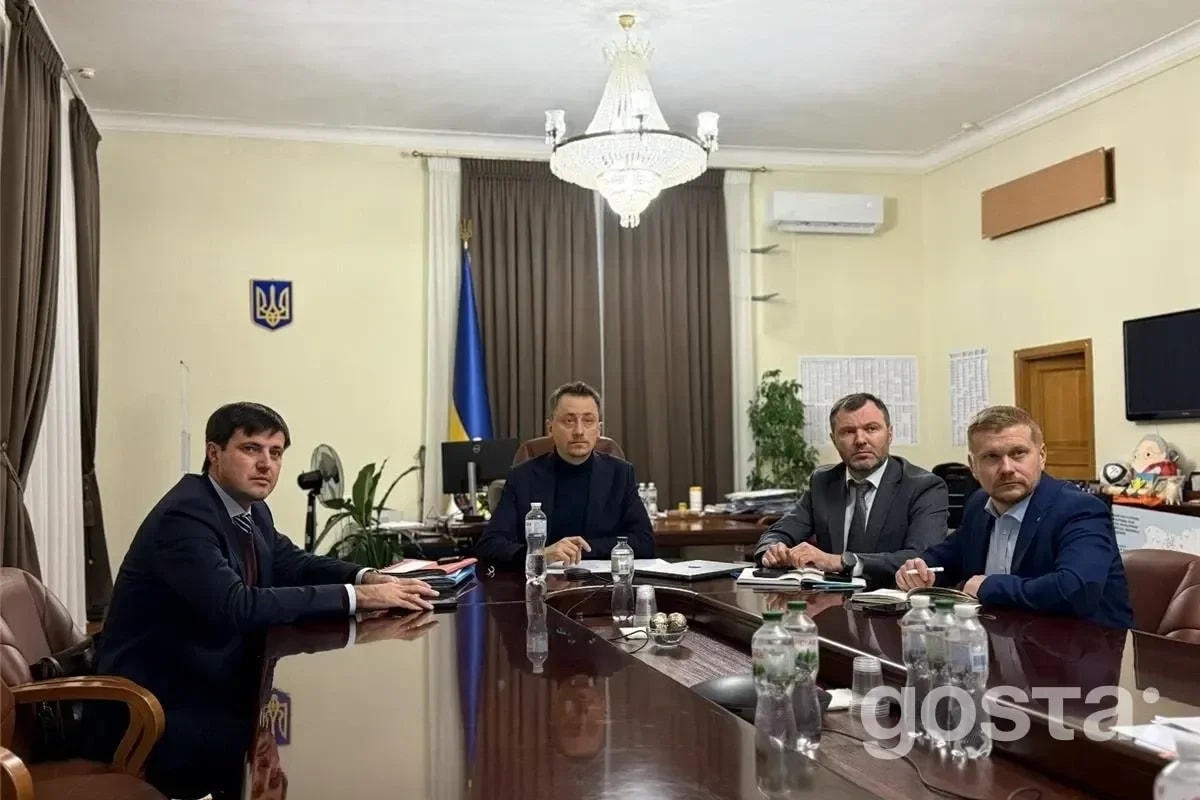 Українські супермаркети працюють: уряд і мережі узгодили кроки для безперебійної торгівлі