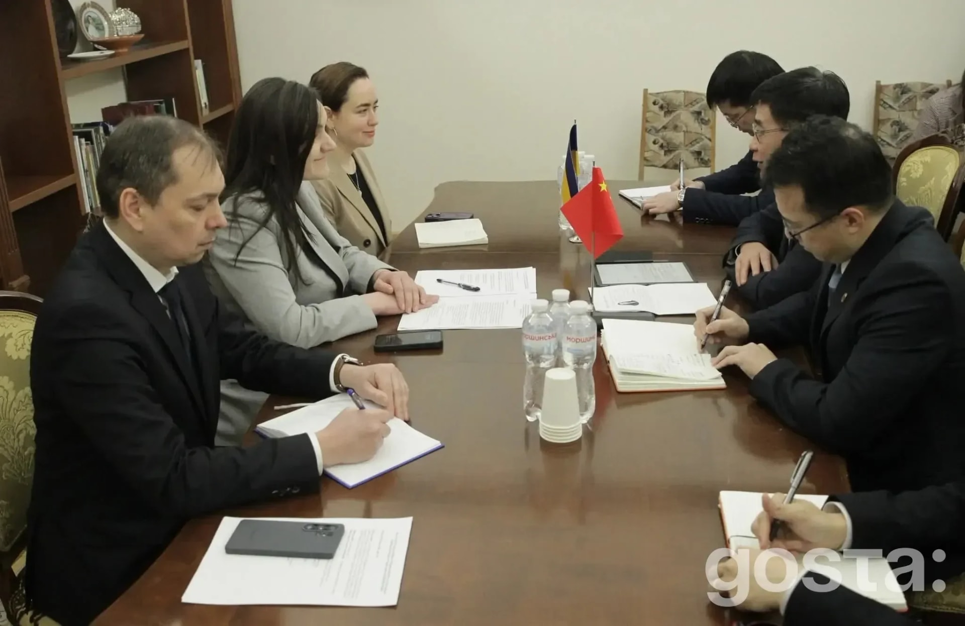 Україна – Китай: чи запустять новий етап культурного співробітництва після зустрічі Бережної з послом КНР?