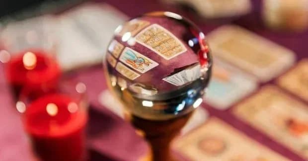 Гороскоп на 9 липня за картами Таро для всіх знаків зодіаку