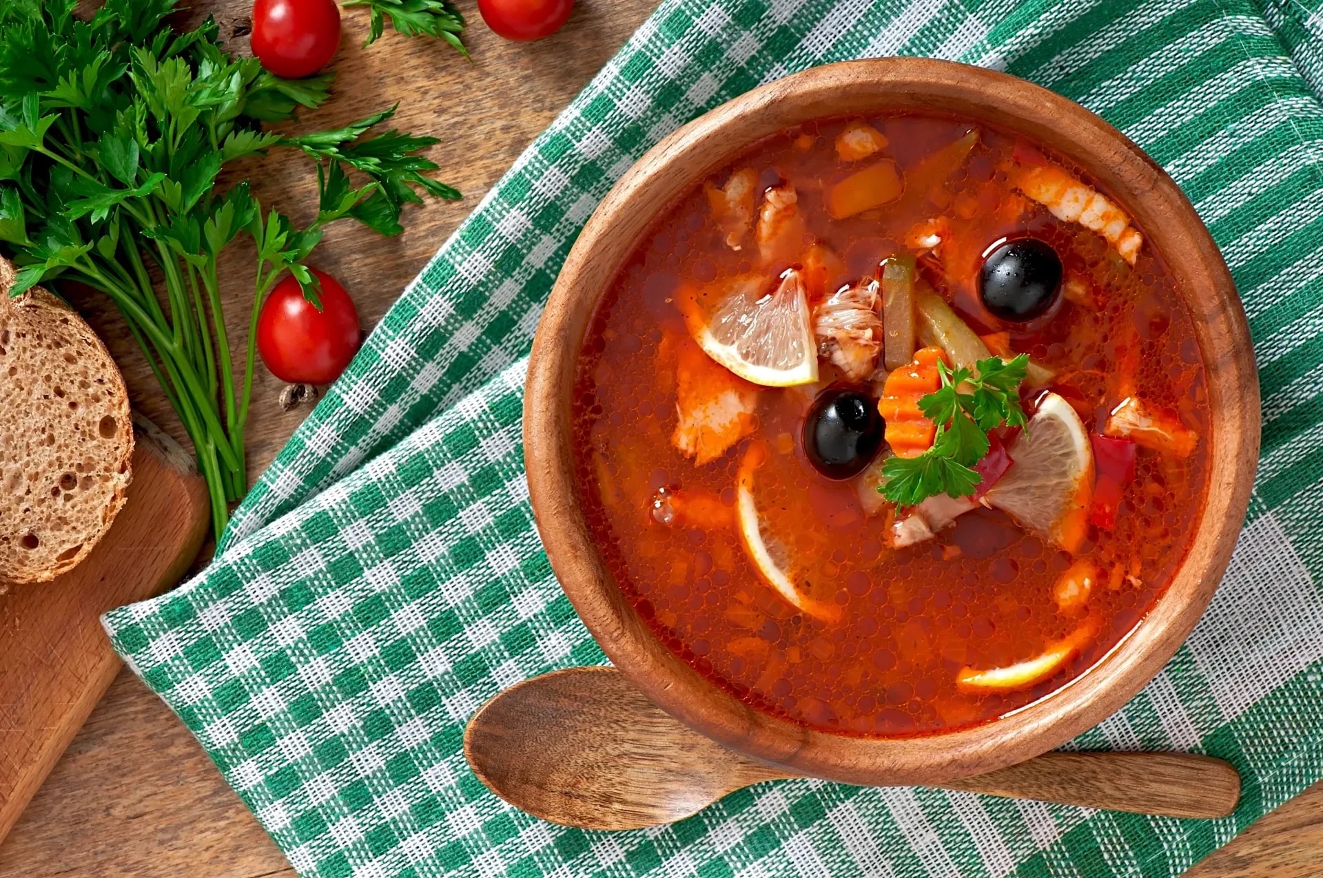 Солянка – рецепти для дому: як із простих продуктів зробити страву як у ресторані
