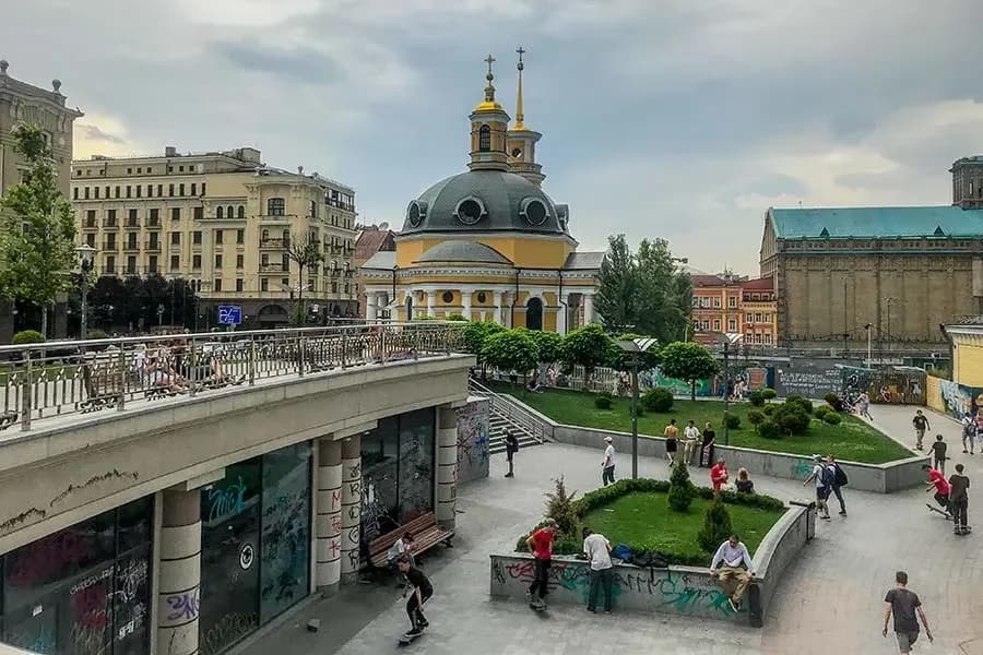 Поштова площа в Києві: маршрут, метро, фунікулер, набережна