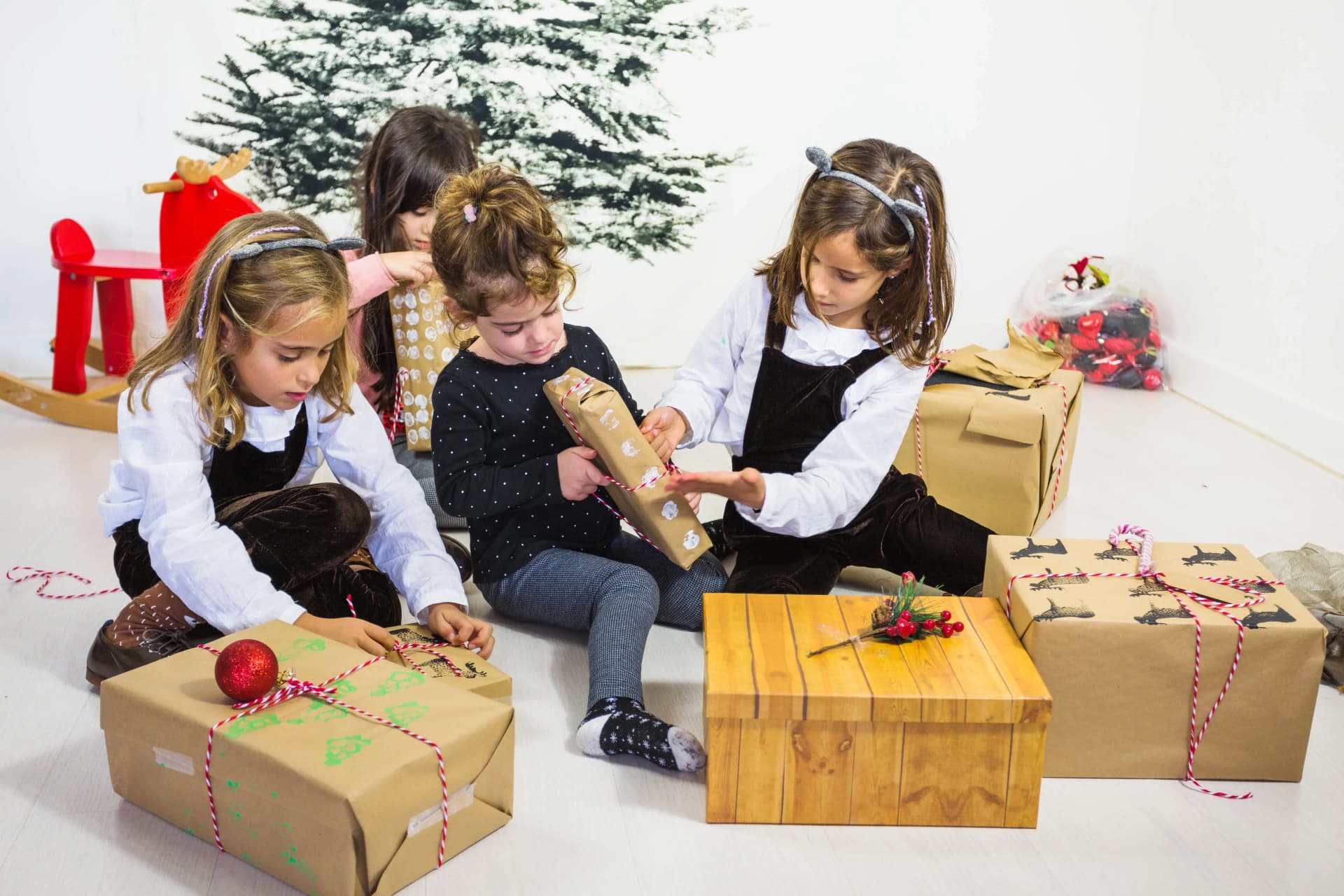 What to give children for the New Year 2026