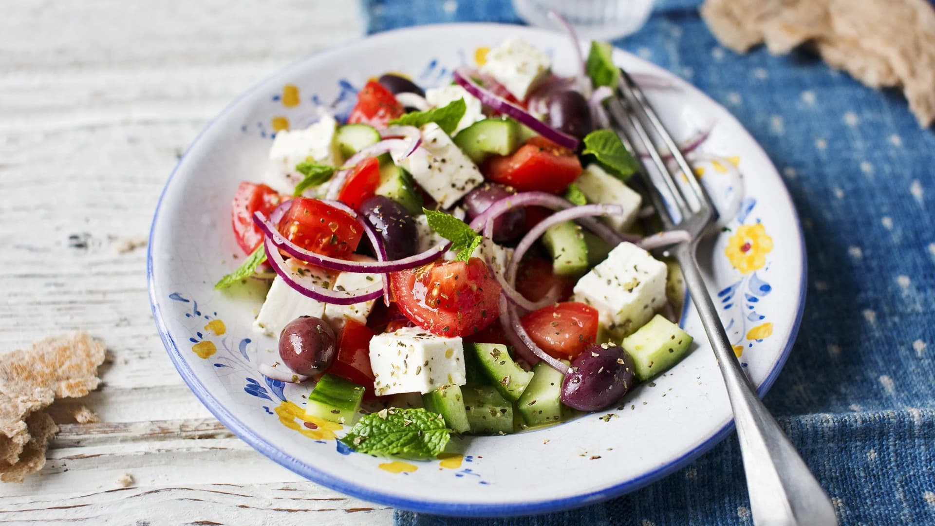 Greek salad ingredients