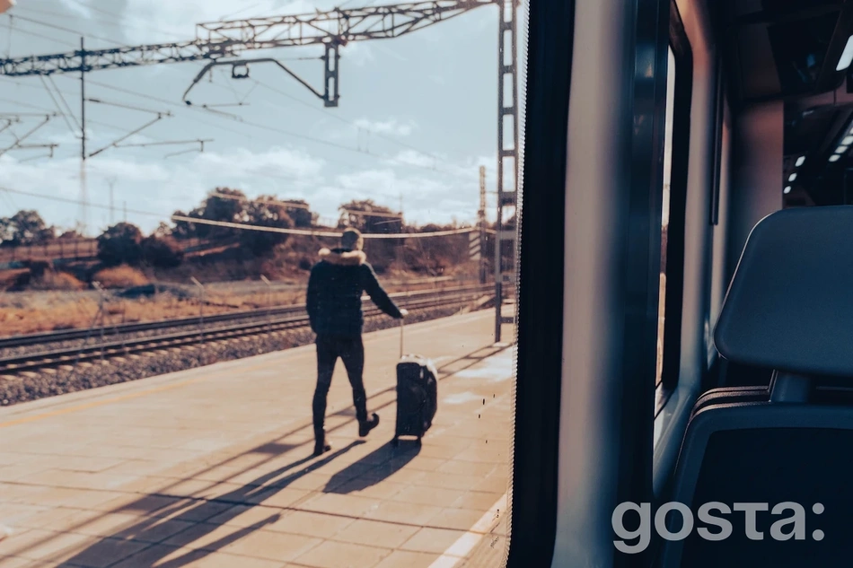 Як ІТ-сфері адаптуватися під час війни: Релокація – вимушена міра