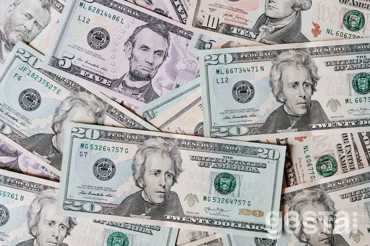 Фінансовий гороскоп на лютий 2023 року