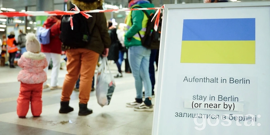 Чи готові українці знову їхати з країни