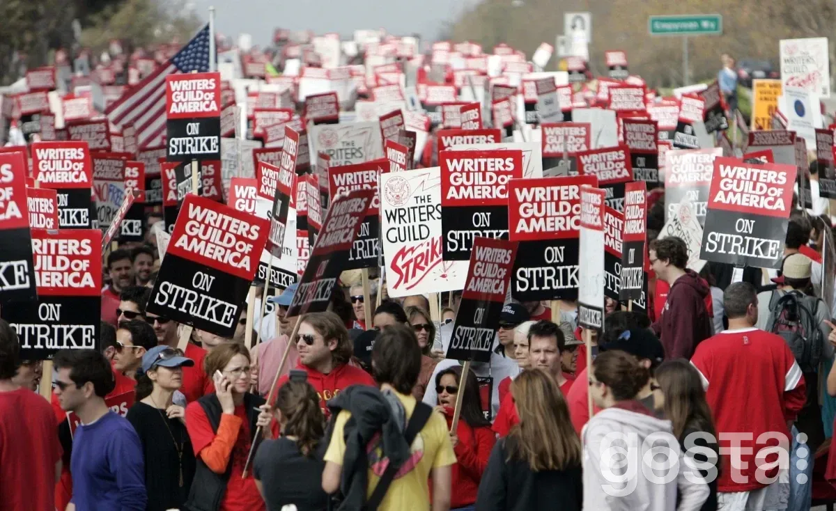 Сценаристи США розпочинають страйк: випуск серіалів під загрозою