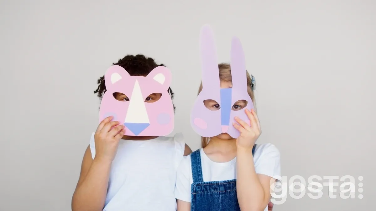 Діти в масках Що таке синдром самозванця та як його лікувати