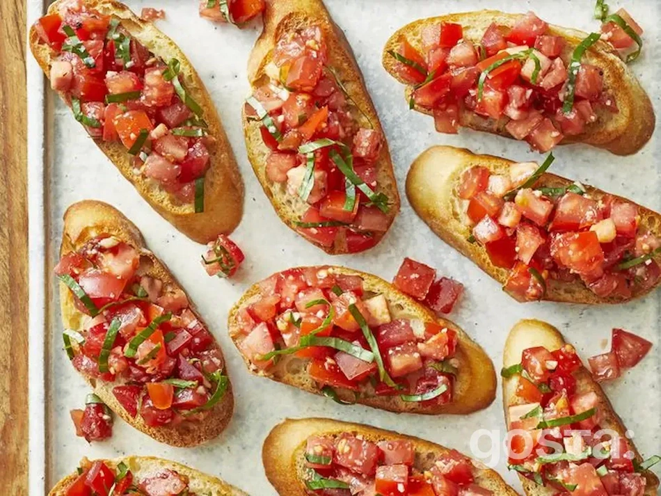 Брускети рецепти – Як приготувати брускети з запеченими овочами та бальзамічним оцтом
