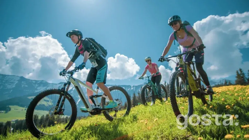 Які велосипедні маршрути є в Ворохті?