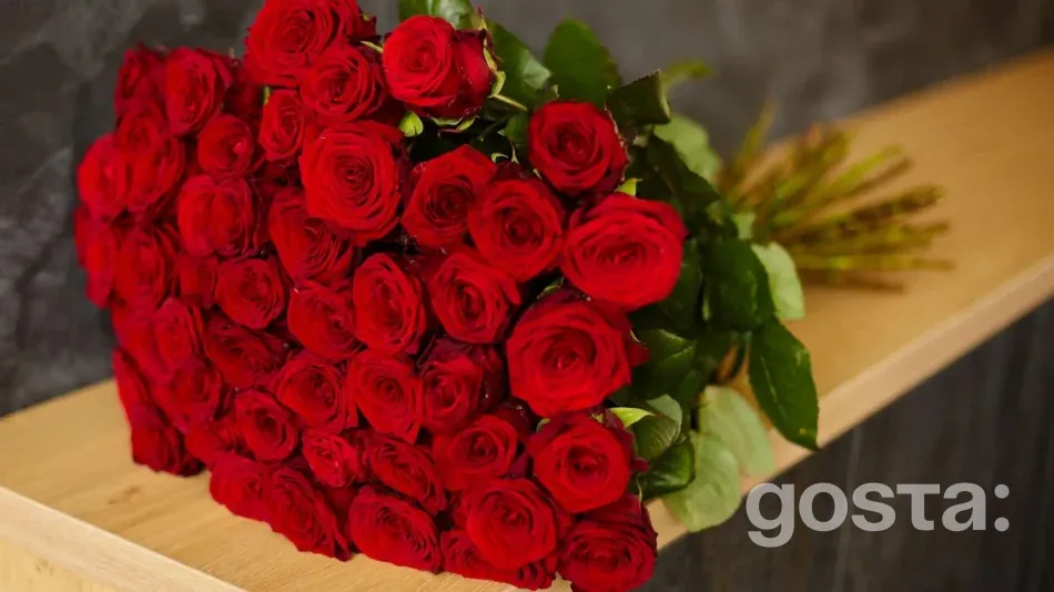 Привітання з днем народження дівчині – обирайте найкраще для себе