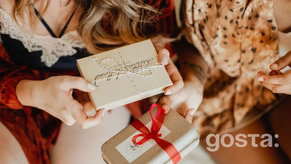 Найкращі ідеї, що подарувати подрузі на день народження