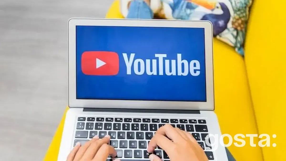 Робота над Ютуб каналом в ноутбуці — зображення №1