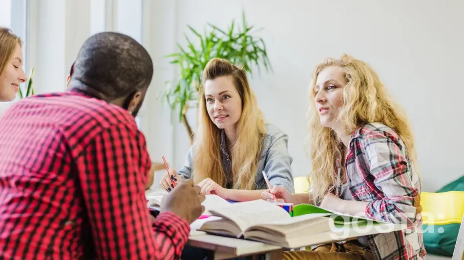 Як вивчити англійську мову: покроковий план для початківців