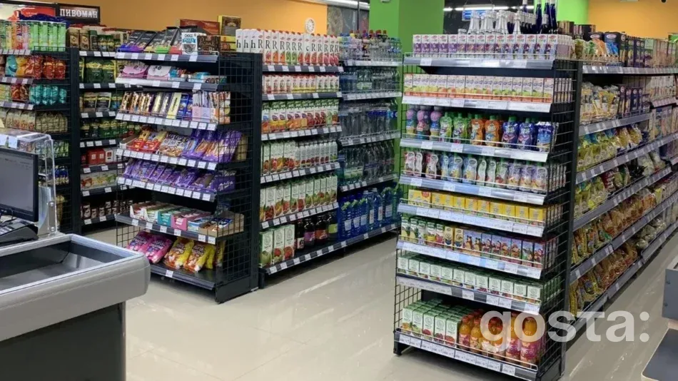 Переваги якісних стелажів для вашого магазину