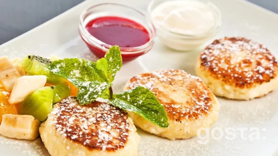 Як приготувати сирники з манкою?