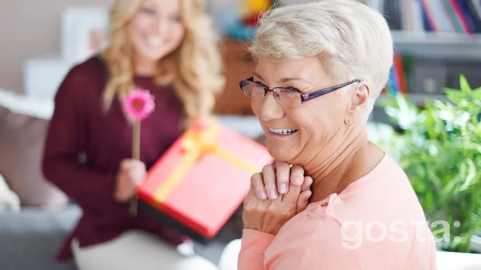 What to give your grandmother for her birthday: 25+ ideas