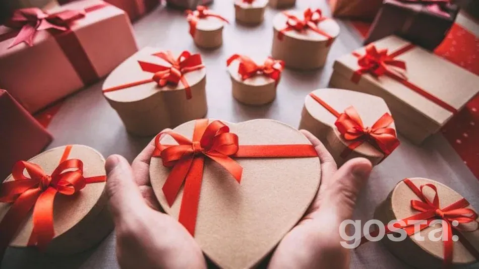 What to gift your girlfriend for Valentine’s Day?