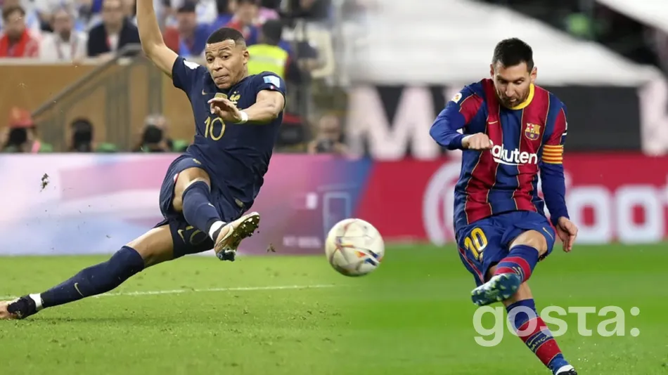 Футболісти під час інтенсивного матчу