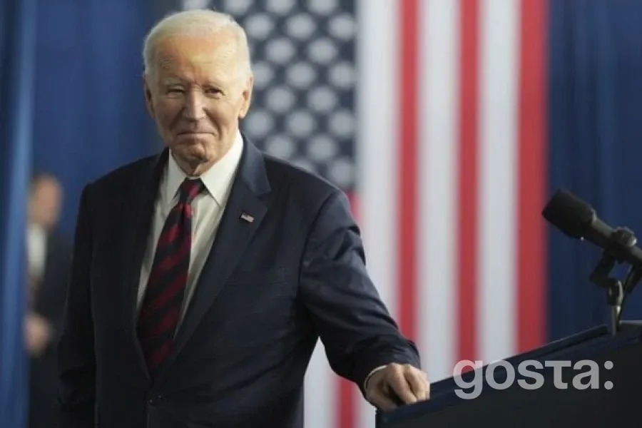 Байден критикує Трампа за підхід до України: "Це заохочує агресора"