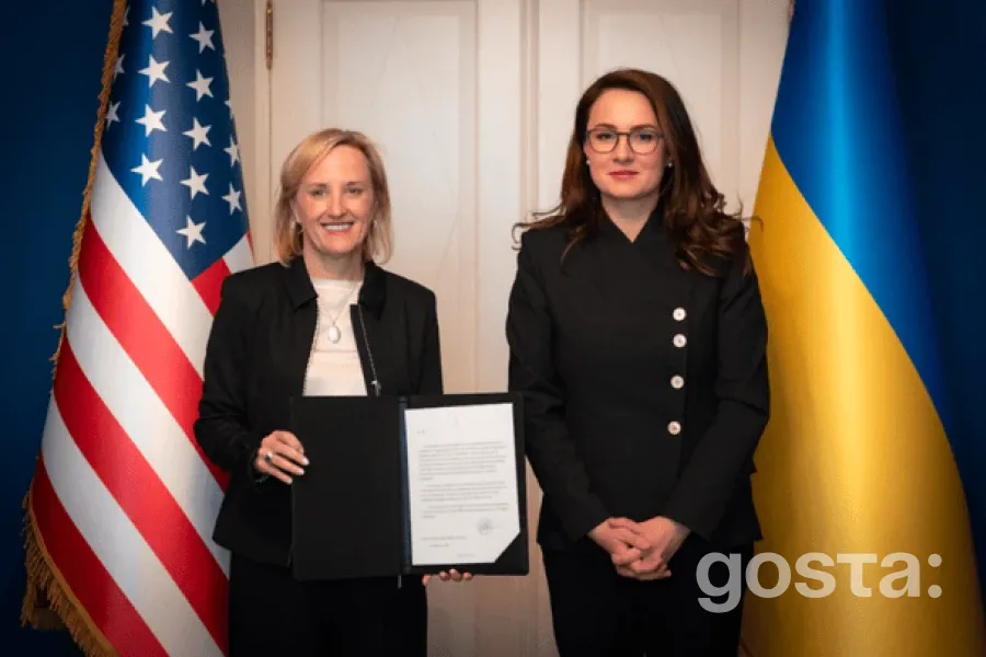 Україна та США запустили Фонд реконструкції в рамках угоди про корисні копалини