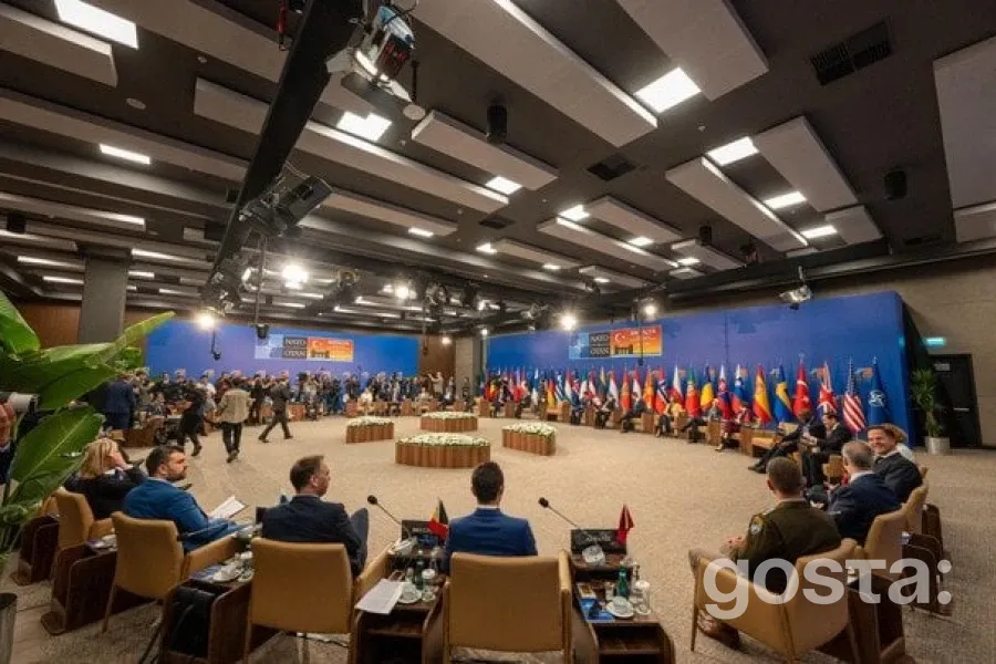 НАТО ігнорує вимоги Росії про нерозширення на схід