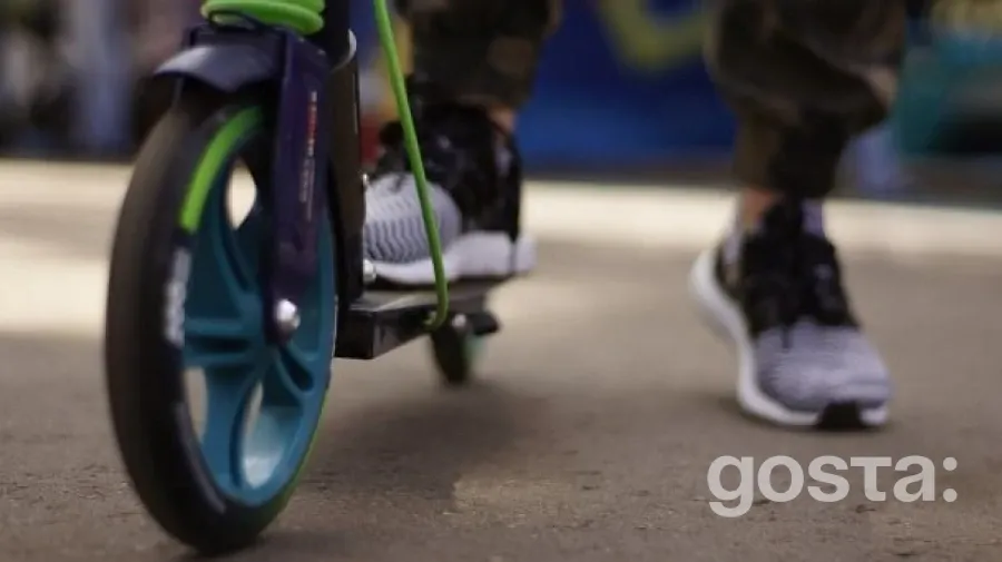 Батьки нестимуть відповідальність за порушення дітей на електросамокатах