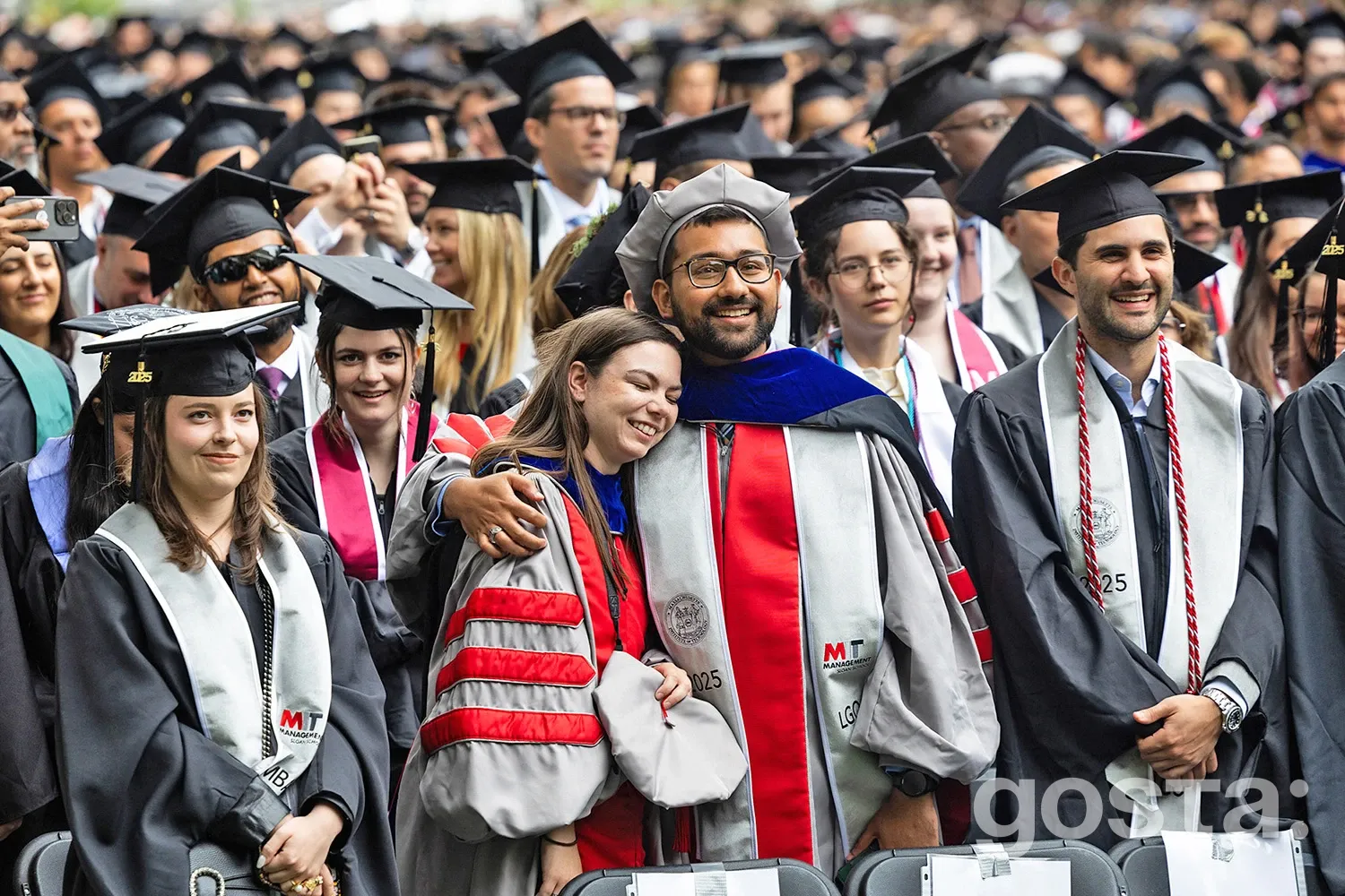 Закохані в науку: історія подружжя, яке разом здобуло PhD в MIT
