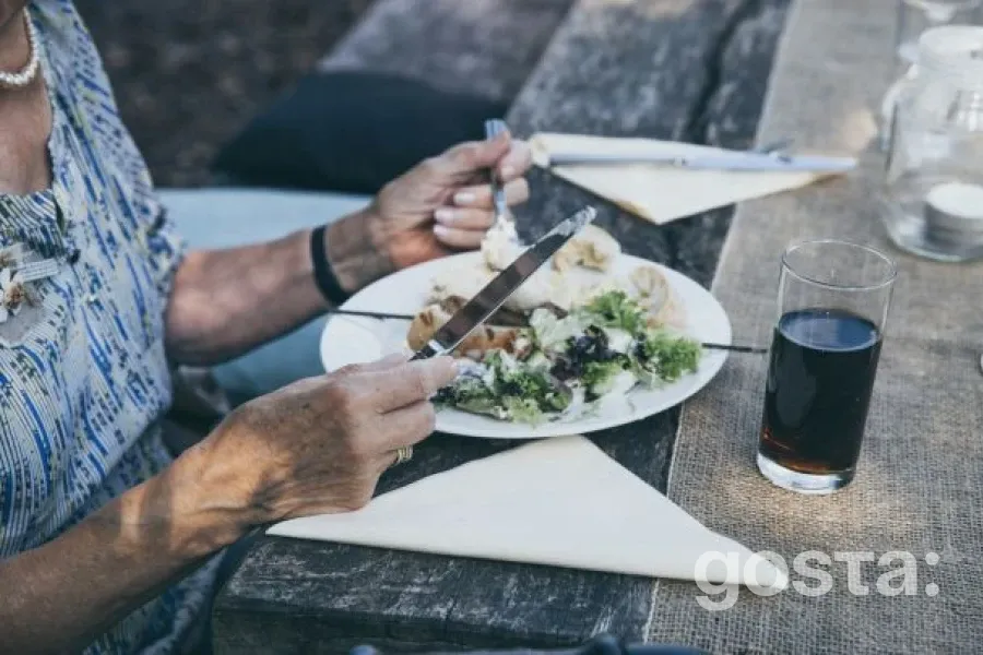 Ранній сніданок та нічний піст: новий підхід до зниження ваги