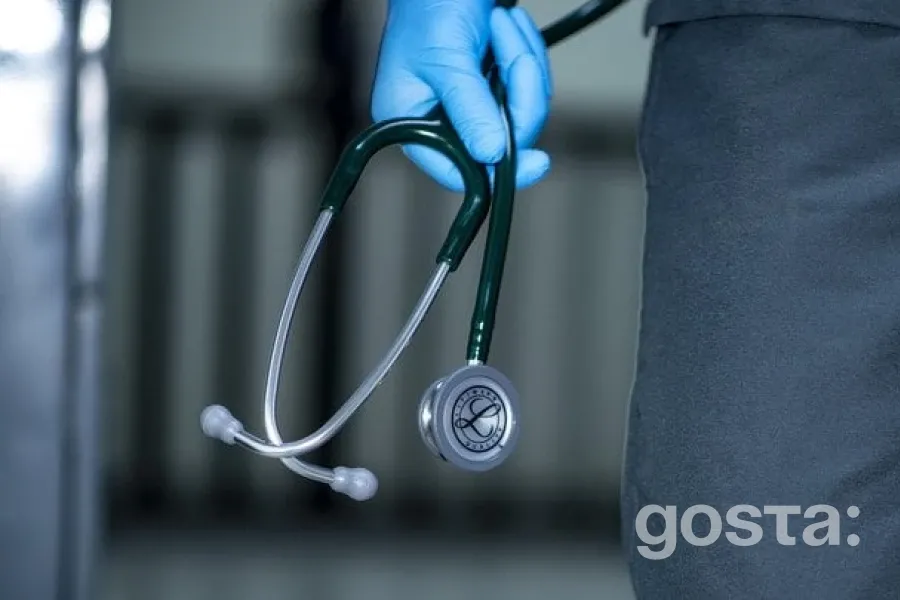 Медик заперечує провину: слідство виявляє жахливі деталі вбивств пацієнтів