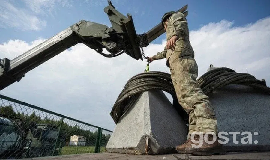 Литва зміцнює кордон з Росією та Білоруссю за допомогою "зубів дракона"