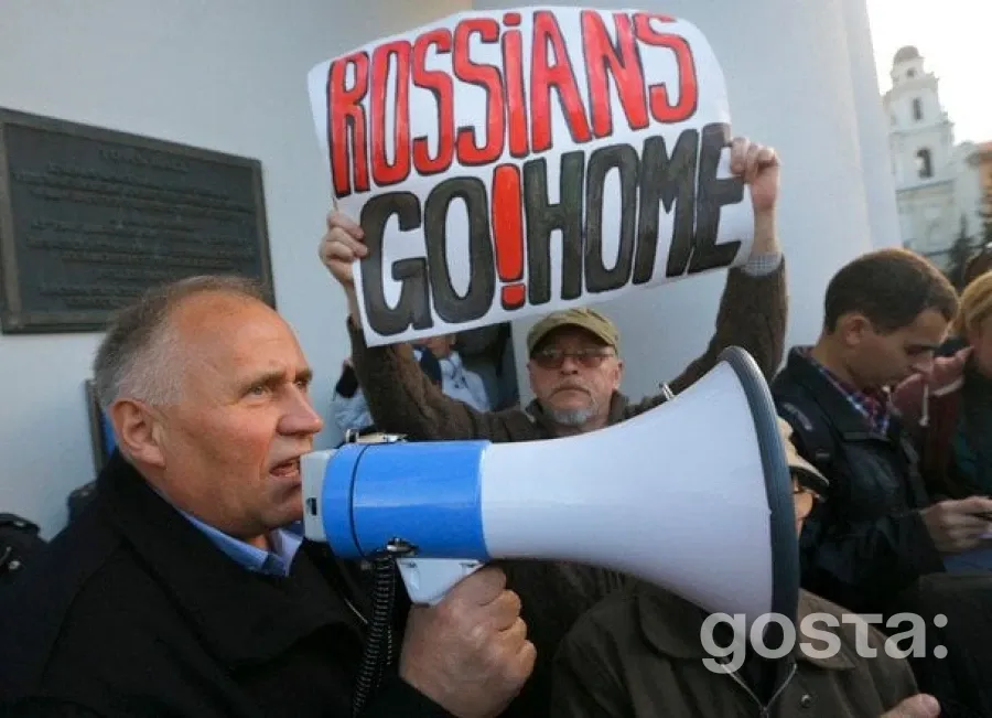 Колишній кандидат в президенти Білорусі відмовився перейти на литовський бік кордону