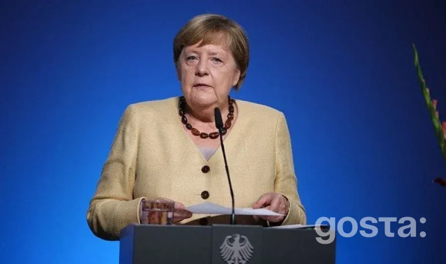 Ангела Меркель і Крим: ексглавком Литви заявив про дзвінок, що зупинив опір у 2014 році