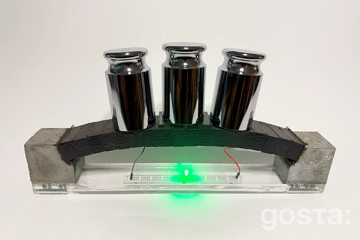 Бетон, що зберігає енергію: майбутнє будівництва та енергетики