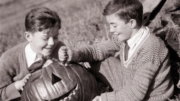 first pumpkin Halloween festivals in the United States, late XIX century