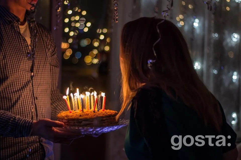 Кращі короткі привітання з днем народження своїми словами