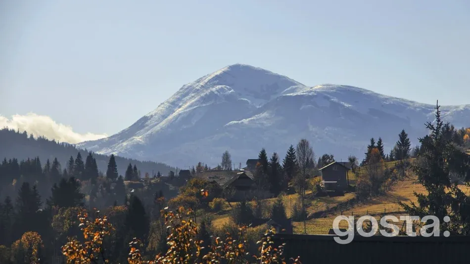 Ukrainian Mountains – Petros