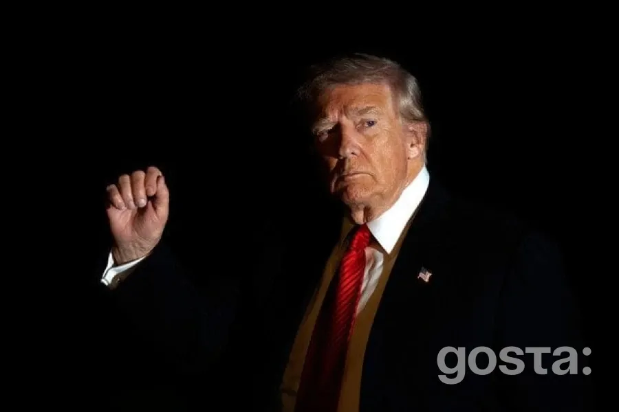 Дональд Трамп на хресті: у Базелі показали скандальну інсталяцію «Saint or Sinner»