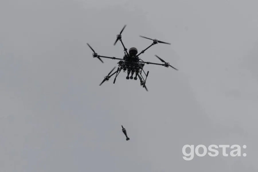 Роботу аеропорту Берліна екстрено зупинили через невідомий дрон