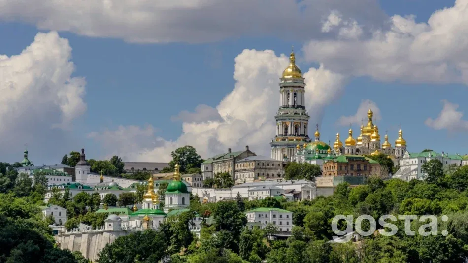 Києво-Печерська лавра отримала нового керівника: хто такий Максим Остапенко і що зміниться?