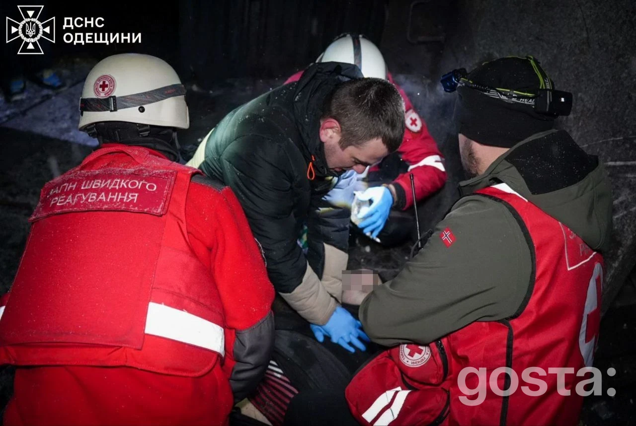 Масовані атаки рф по Україні: загиблий в Одесі, поранені діти й поліцейські – що відомо станом на 09.02.2026